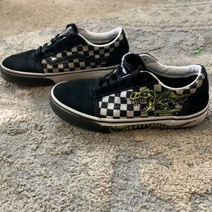 Vans dinosaur checkered boys shoes size 4